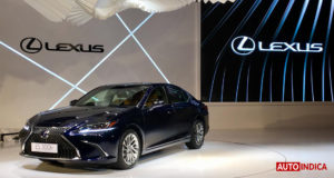 New generation Lexus ES300h