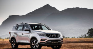 Mahindra Alturas G4 (1)