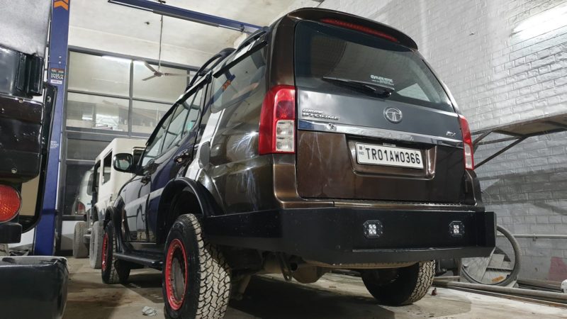 Tata Safari Storme Custom (1)