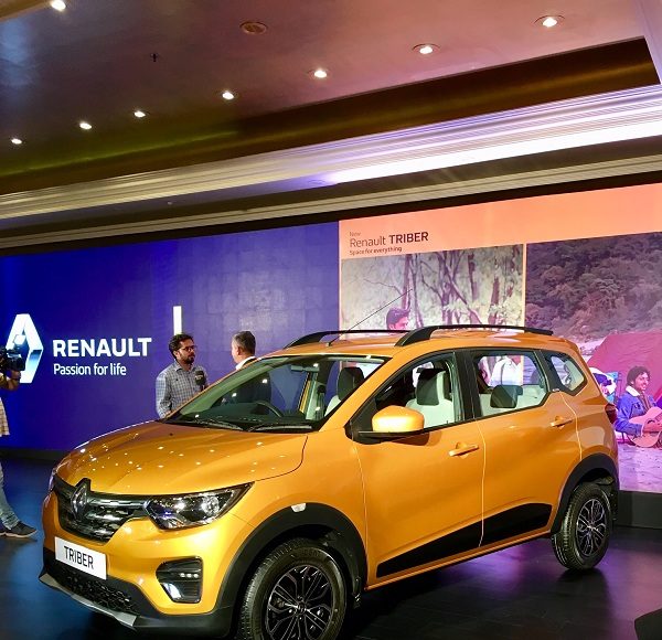 Renault-Triber-AutoIndica