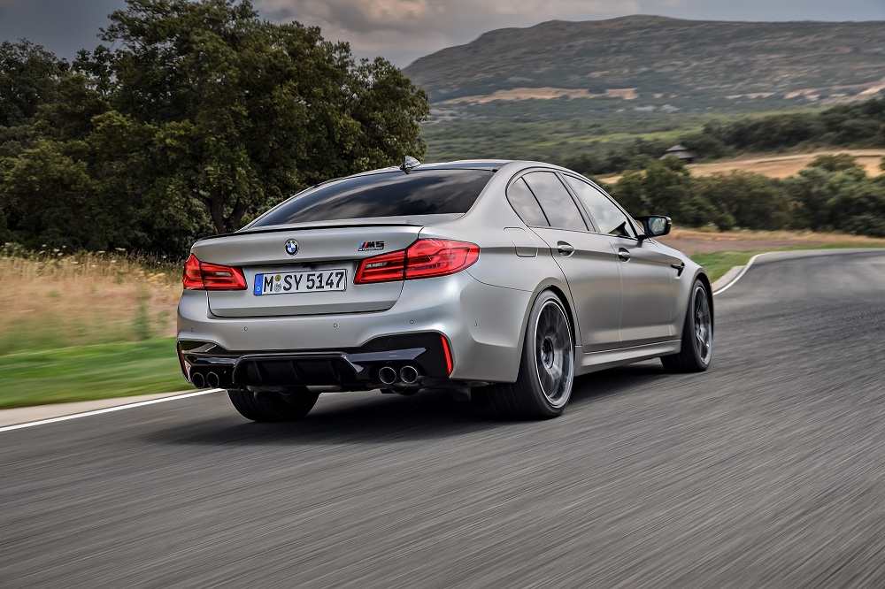 bmw m5 competition rear tracking autoindica