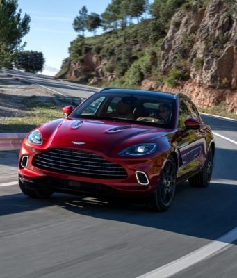 Aston Martin DBX front tracking autoindica